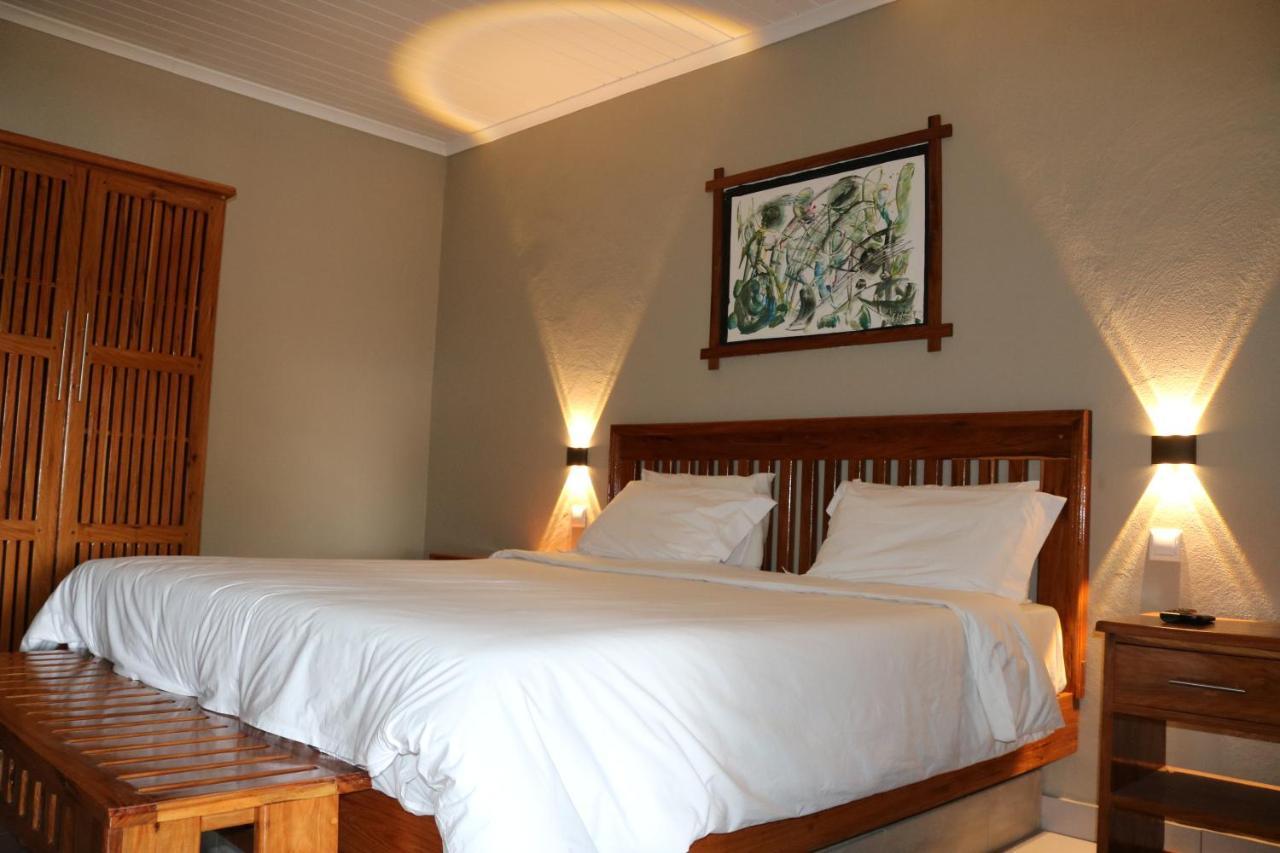 Pescador Villas 伊尼扬巴内 外观 照片